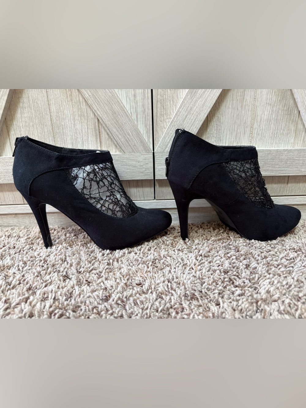 Styluxe- Black mesh Lace-Panel Stiletto Pumps (8) - Picture 5 of 11
